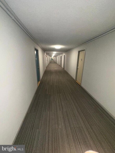 Building Photo - 1301 Delaware Ave SW