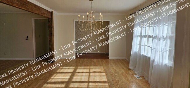 Building Photo - 9328 Berkshire Cir