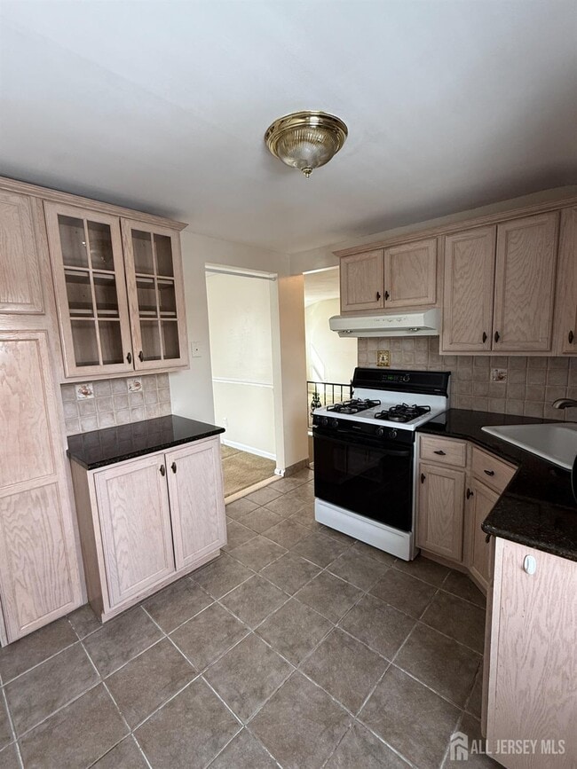 Building Photo - 20 Broadway