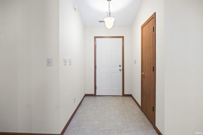 Building Photo - 116 N Furlong Dr