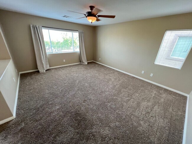 Building Photo - **COMING SOON** UPGRADED 5BD/3.5BA SUMMERLIN HOME W/ POOL!