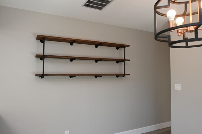 Building Photo - Nice Willow Glen Bungalow, Pet Friendly, 2...