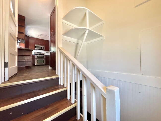 Building Photo - Beautiful Renovation in Liberty Wells!