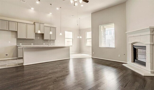 Building Photo - 24019 Prairie Glen Ln