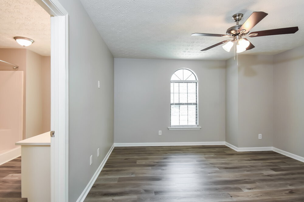 Building Photo - 2721 Candler Ln