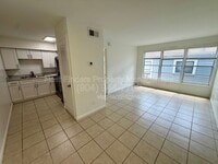 Building Photo - 1318 Sydney Pl