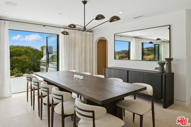 Building Photo - 6326 Trancas Canyon Rd