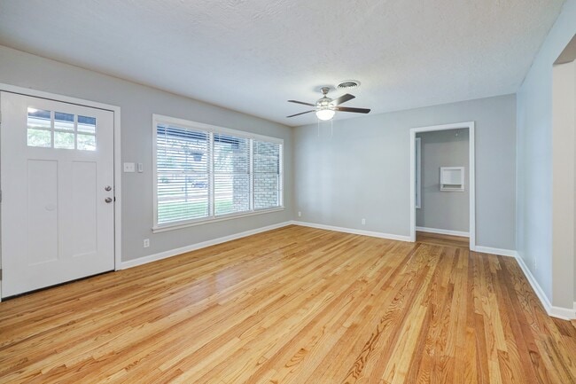 Building Photo - 5013 Verdome Ln