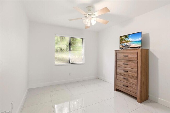 Building Photo - 1450 Green Valley Cir