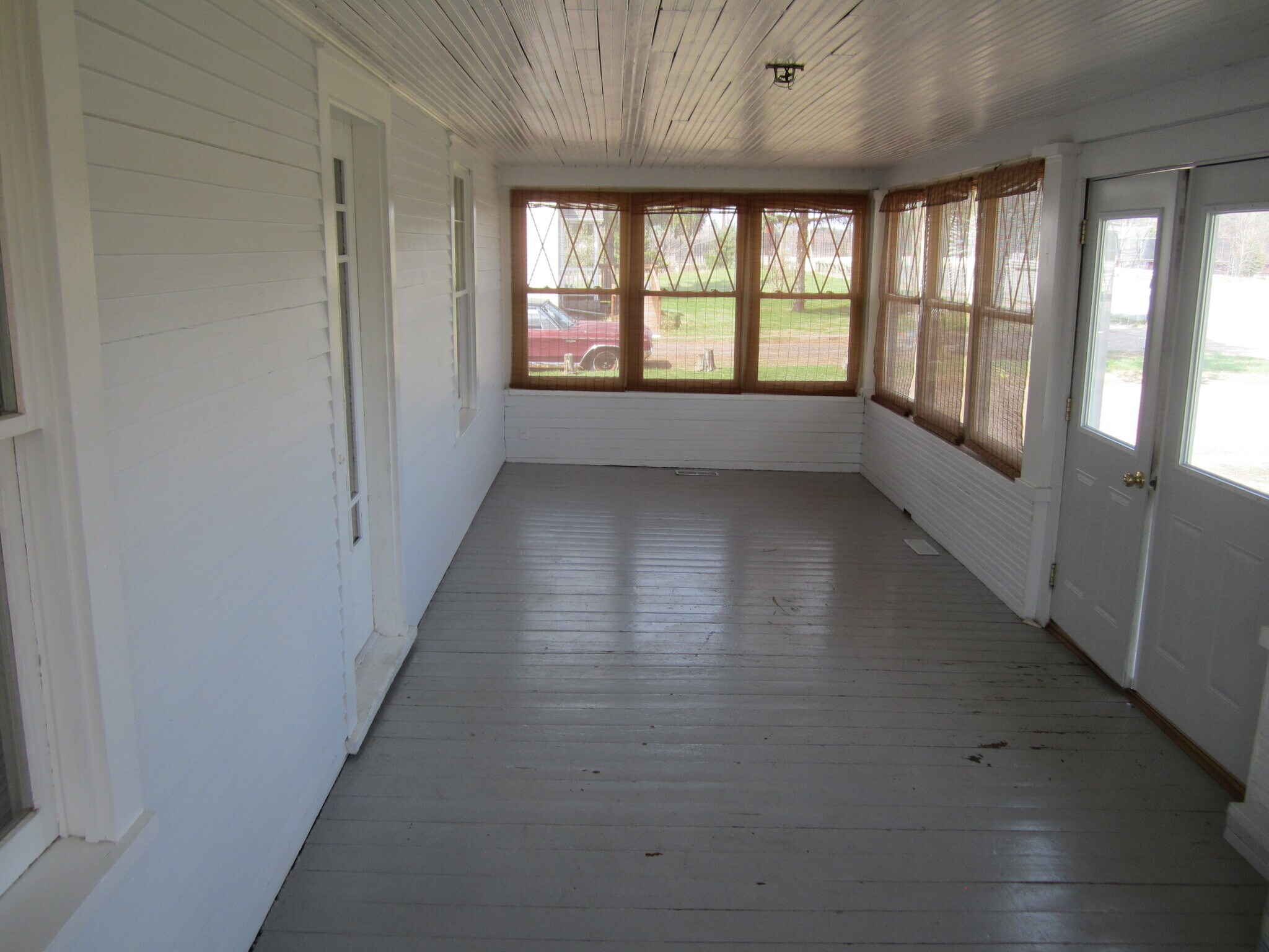 Building Photo - 2330 Starr Ave