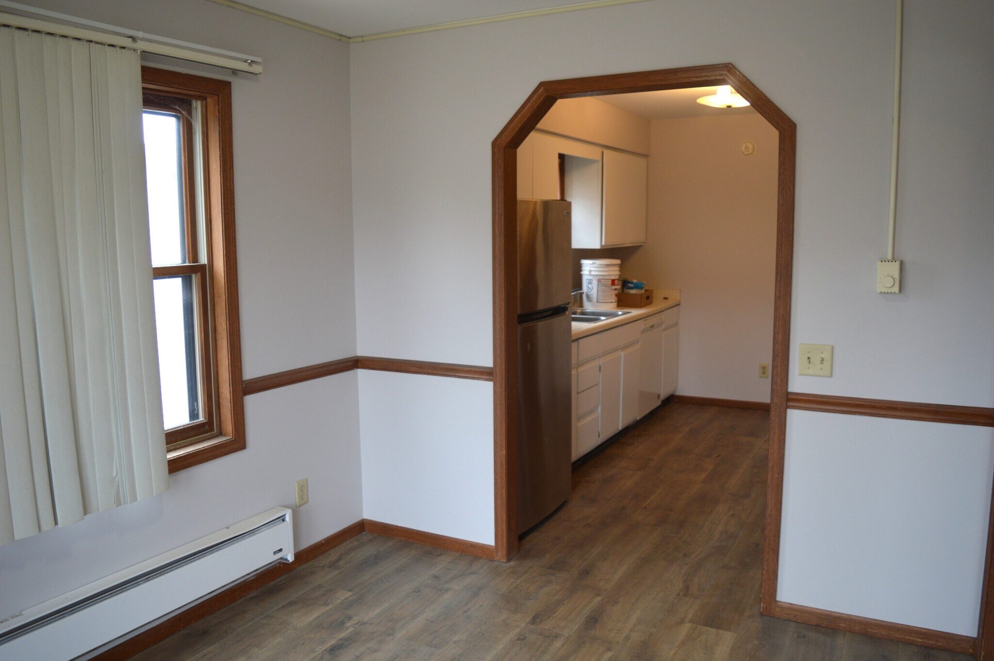 Building Photo - 1237 Sunfield St