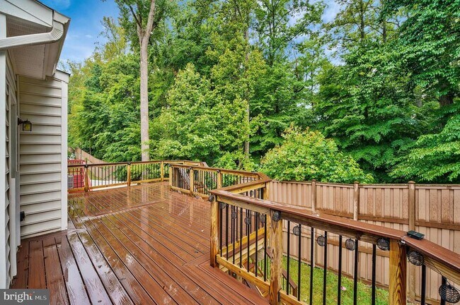 Building Photo - 3461 Eagle Ridge Dr