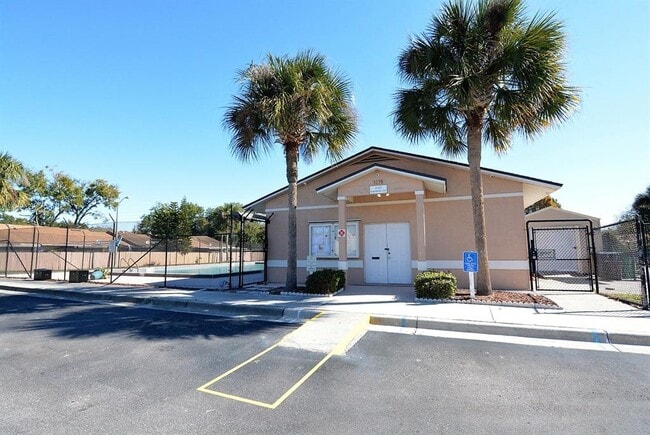 Building Photo - 1066 Dolphin Dr
