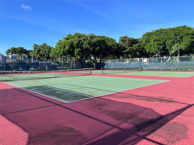 Building Photo - 11246 NW 14th Ct