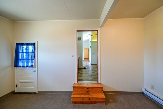 Building Photo - 4232 Chesser Rd