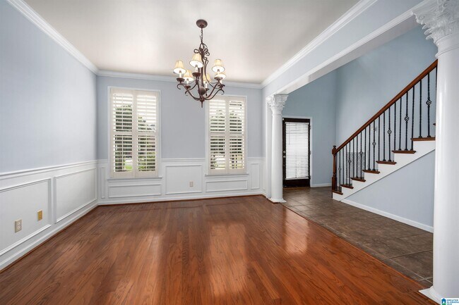 Building Photo - 2217 Chalybe Dr