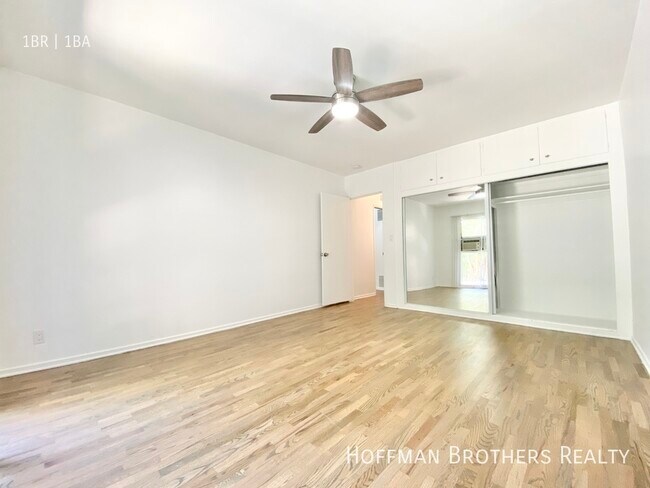 Building Photo - 1433 Hayworth Ave