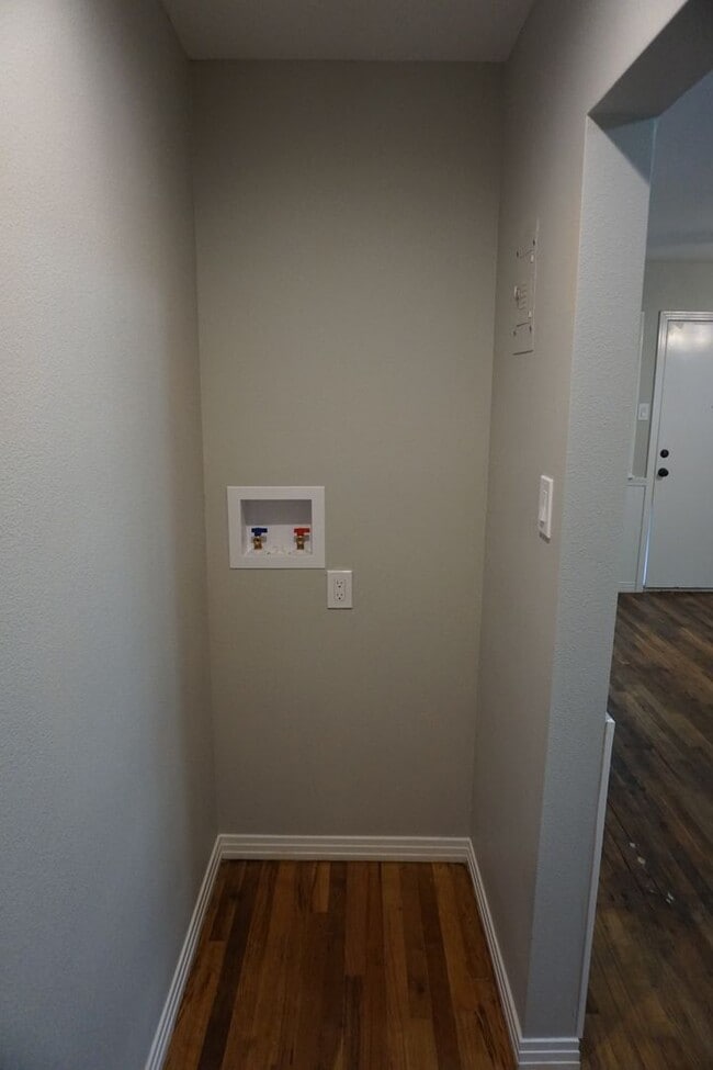 Building Photo - 3126 38th St