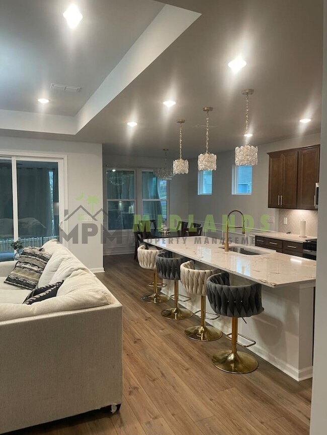 Building Photo - 1127 Eagleston Wy