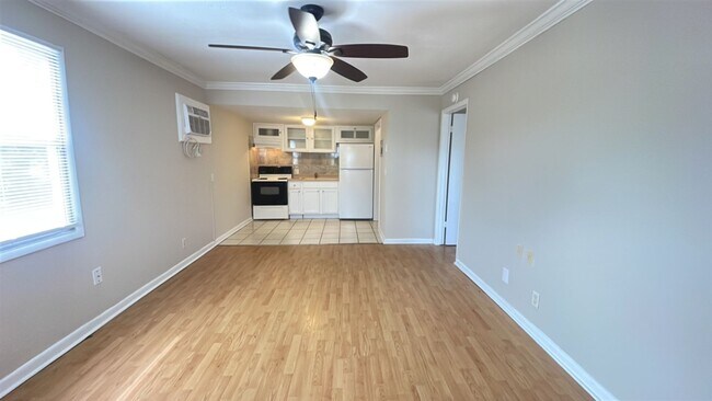 Building Photo - 1BD/1BA Apartment off Curry Ford in Henley...