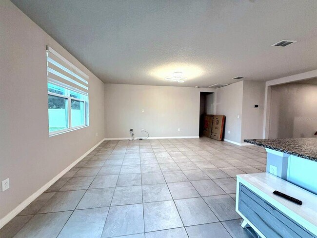 Building Photo - 706 Alta Vista Ct