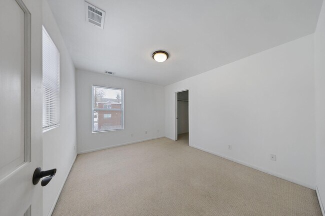 Building Photo - 357 S Greenwich St