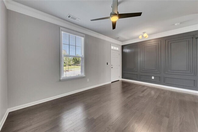 Building Photo - 522 Evans Ln