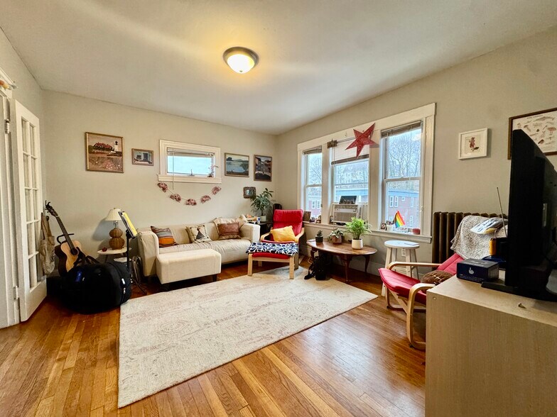 Building Photo - 12 St Peter St