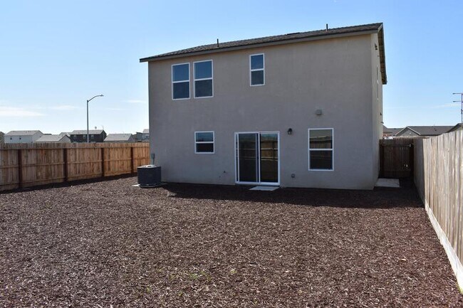 Building Photo - 703 Irma Dr