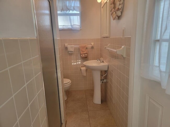 Building Photo - 8385 Aero Ave