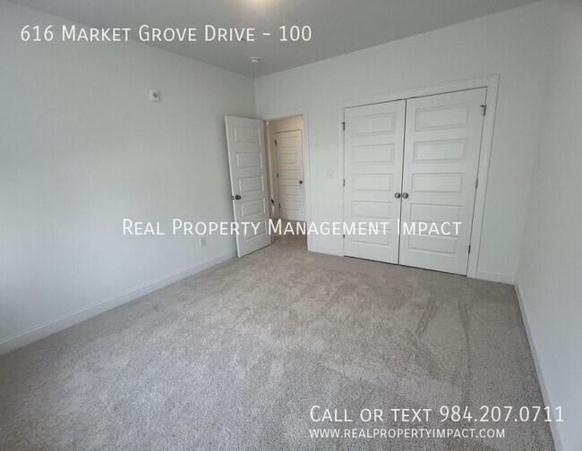 Building Photo - 616 Mkt Grv Dr