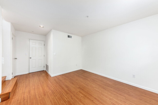 Building Photo - 979 Asilomar Terrace