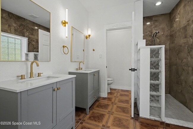 Building Photo - 4005 Jake Ave