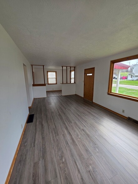 Building Photo - 1204 Kenilworth Ave