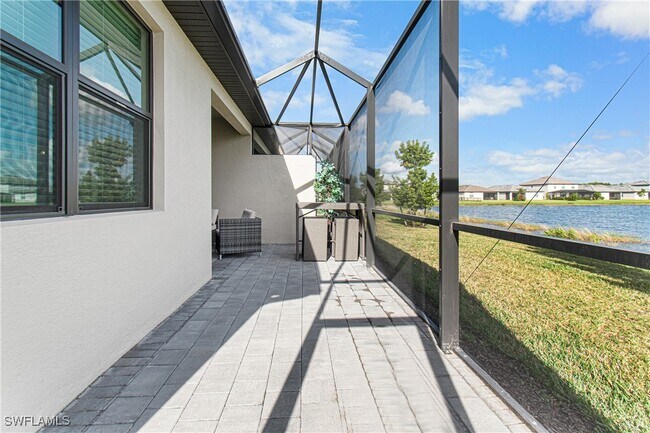 Building Photo - 14028 Hunter Oak Dr