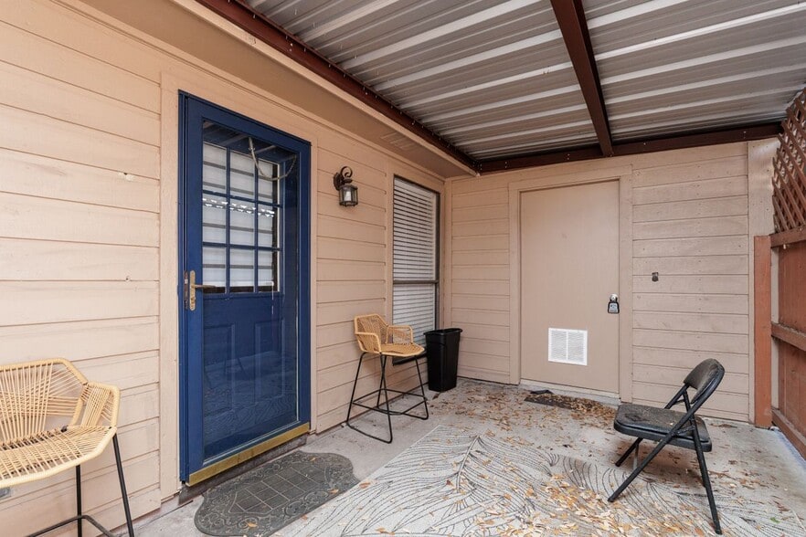 Building Photo - 13656 Teague Ln