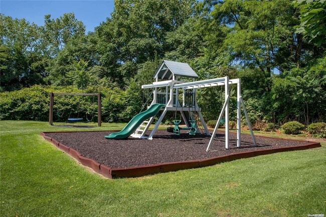 Building Photo - 261 Pond View Ln