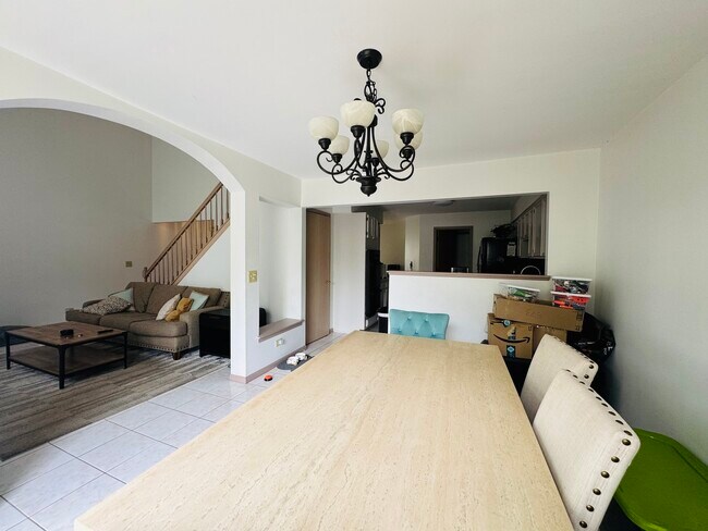 Building Photo - 2164 Seaver Ln