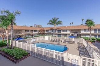 Building Photo - Castilian and Cordova Apartment Homes