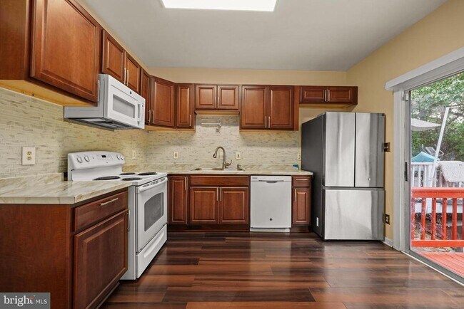 Building Photo - 17346 Wexford Loop