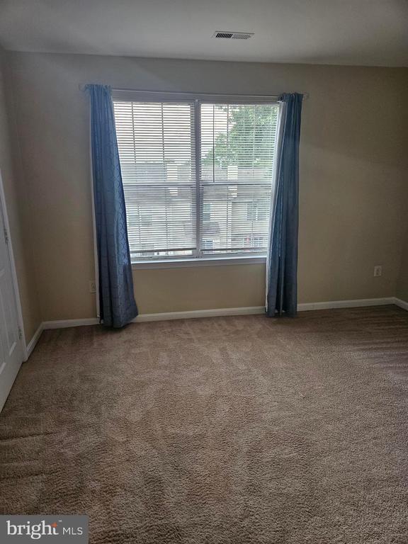 Building Photo - 6887 Chasewood Cir