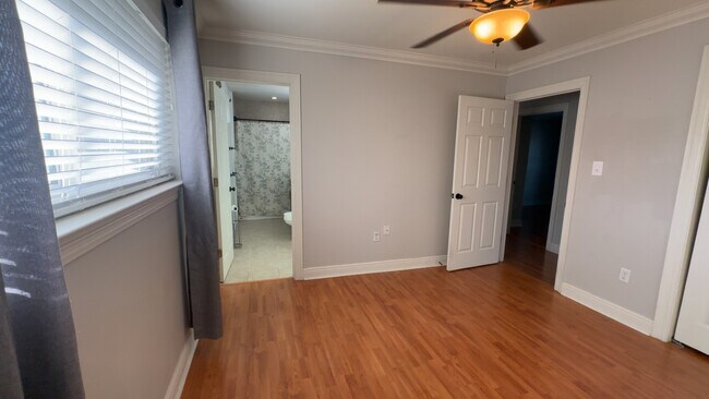 Building Photo - 9150 Nolen Dr