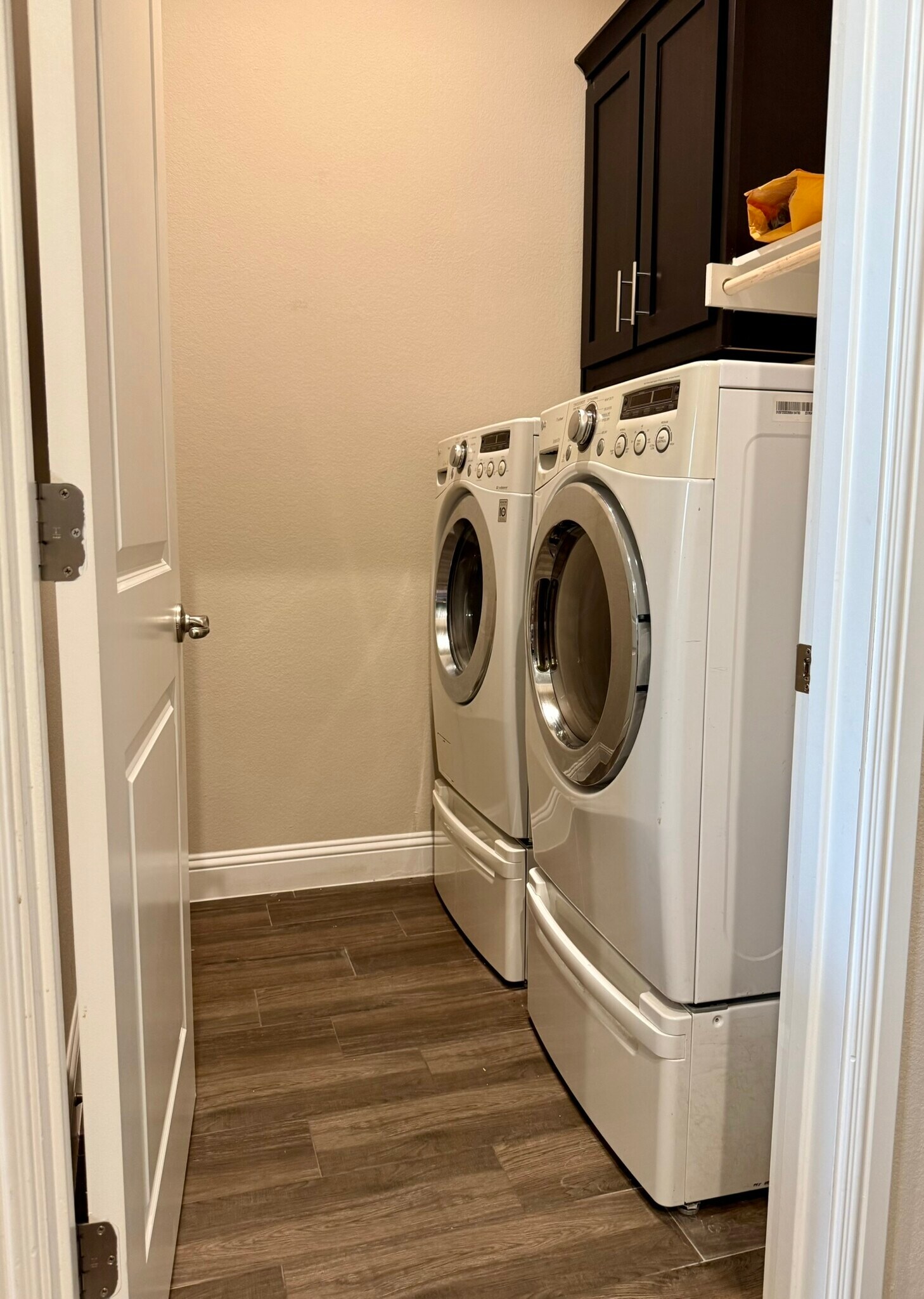 Washer and dryer included - 11516 Lavonia Rd