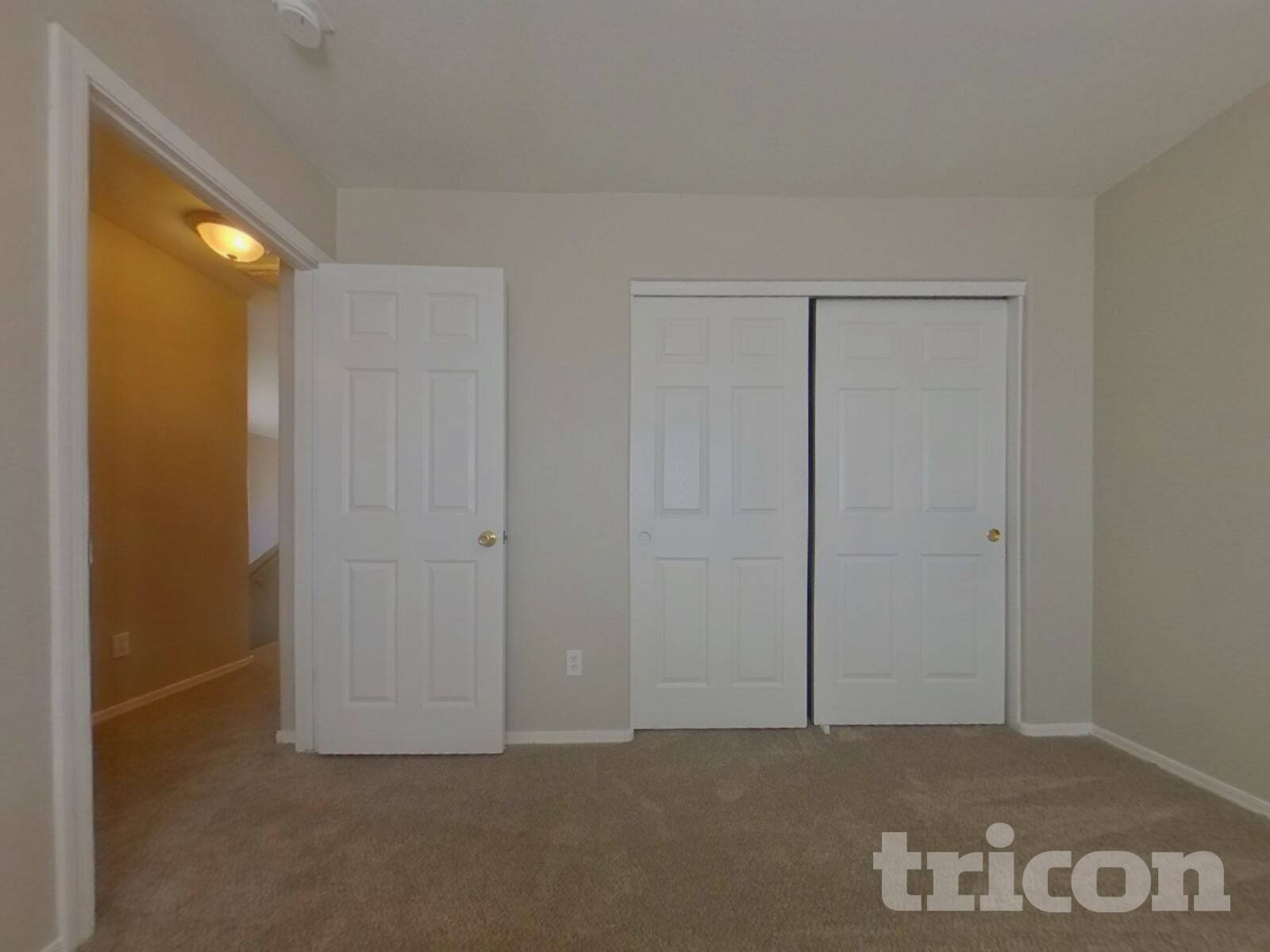 Building Photo - 22040 W Gardenia Dr