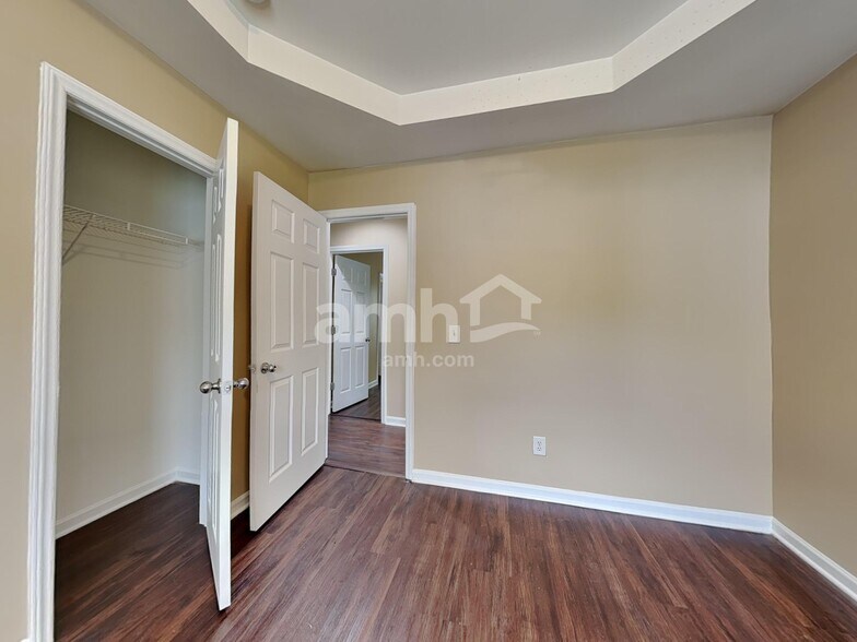 Building Photo - 3827 Chehaw Dr