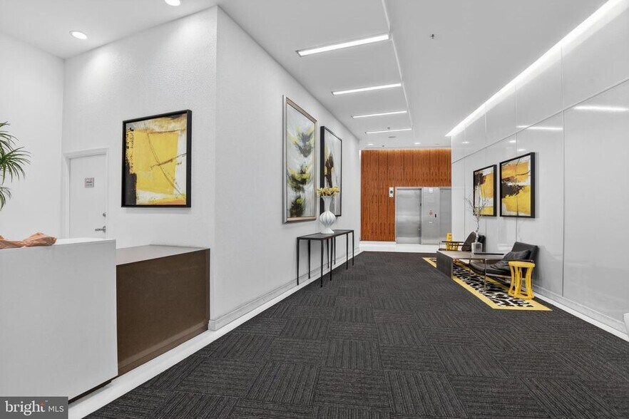 Lobby - 6506 America Blvd