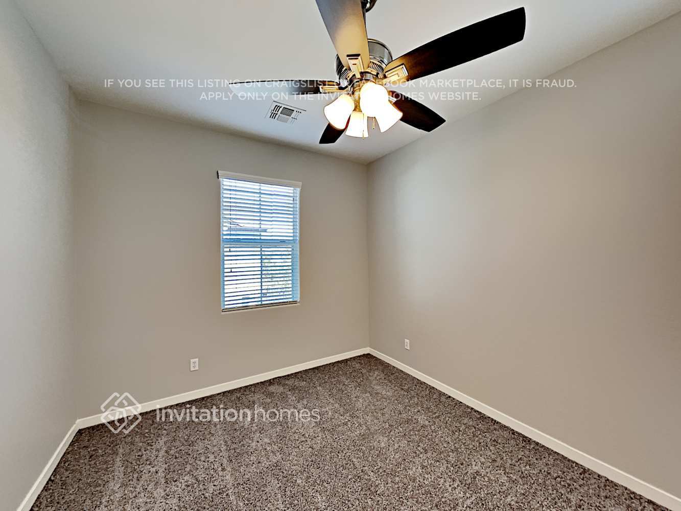 Building Photo - 2713 S Valle Verde