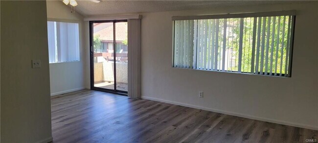 Building Photo - 27925 Tyler Ln