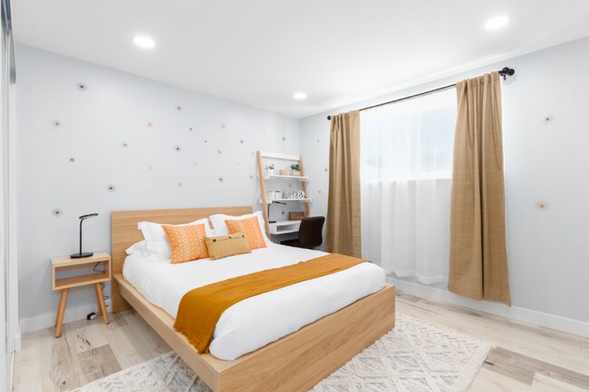 Building Photo - 3950 Marlesta Dr