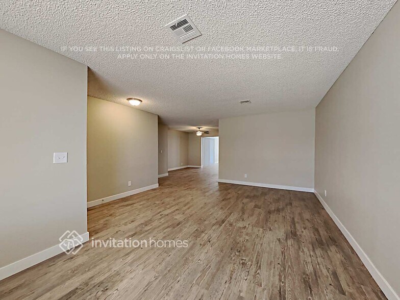 Building Photo - 127 Sterling Dr